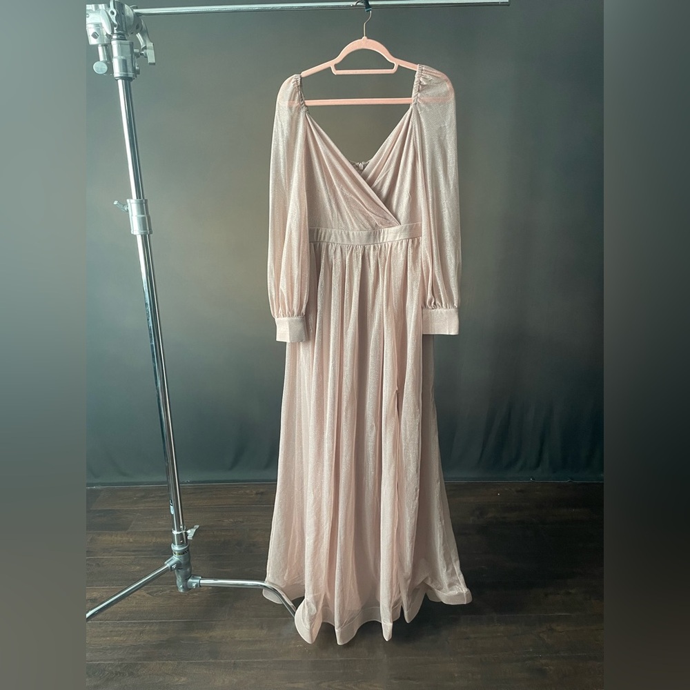 Baltic Born beautiful blush pink dress large long